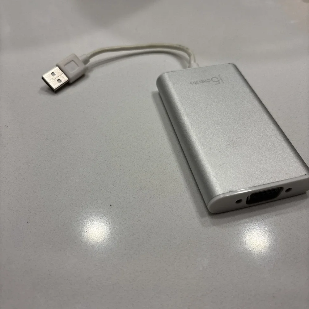 j5create JUA210 USB to VGA Adapter Cable External Video Display Converter